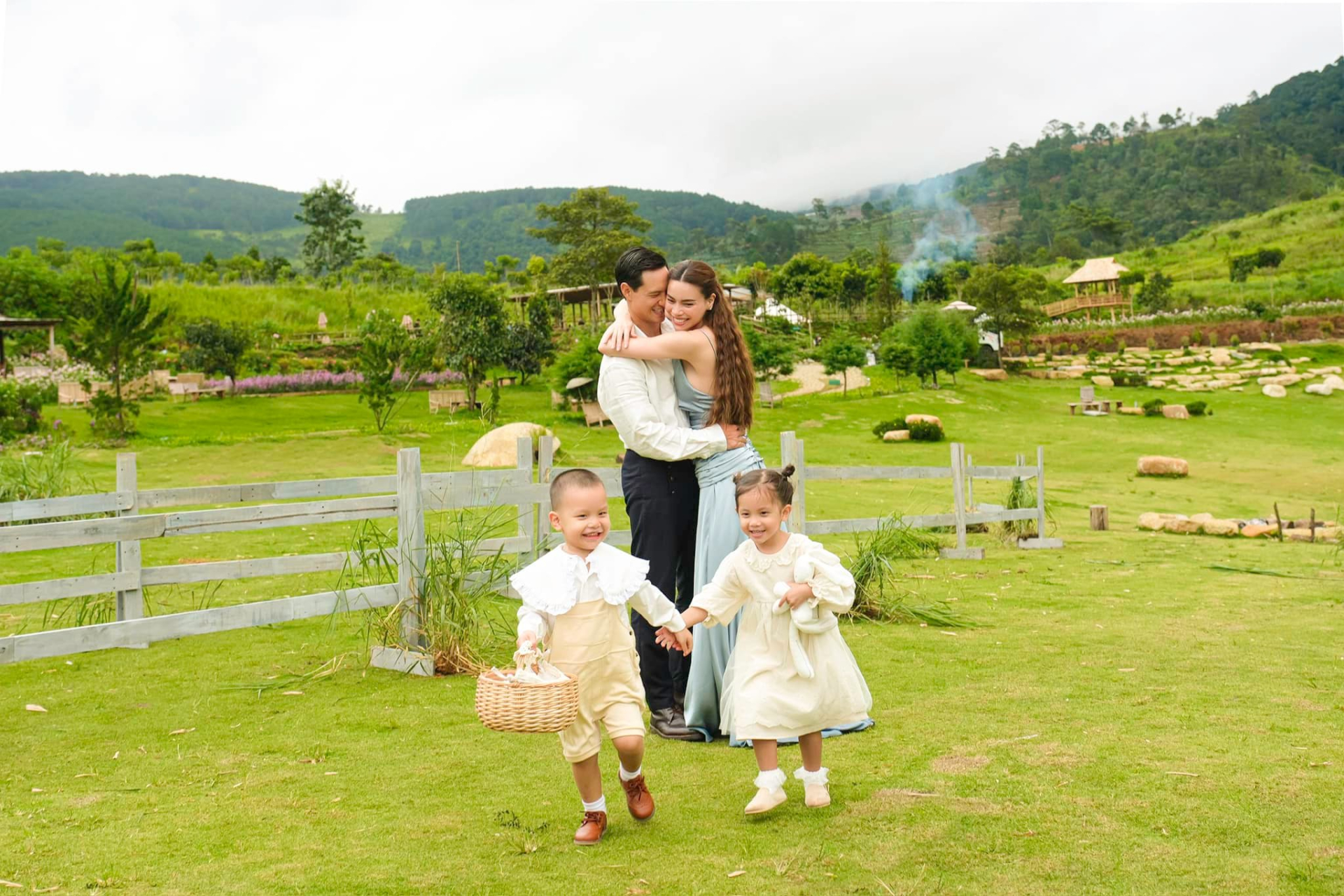 Hồ Ngọc Hà bất ngờ chia sẻ không muốn làm đám cưới với Kim Lý dù đã có 2 con chung - ảnh 4