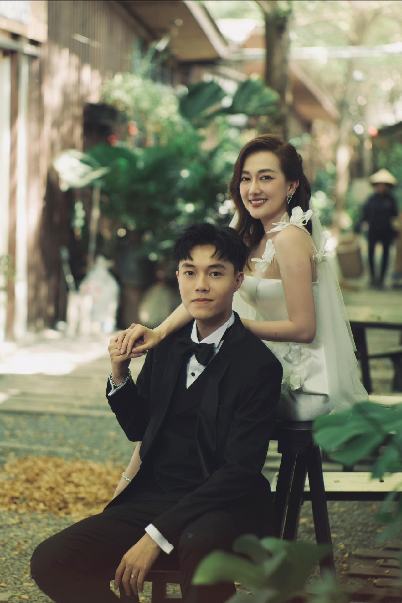 'Vợ chồng son' Puka và Gin Tuấn Kiệt dự đám cưới Phương Lan, dàn sao Việt đình đám đến chúc phúc - ảnh 6