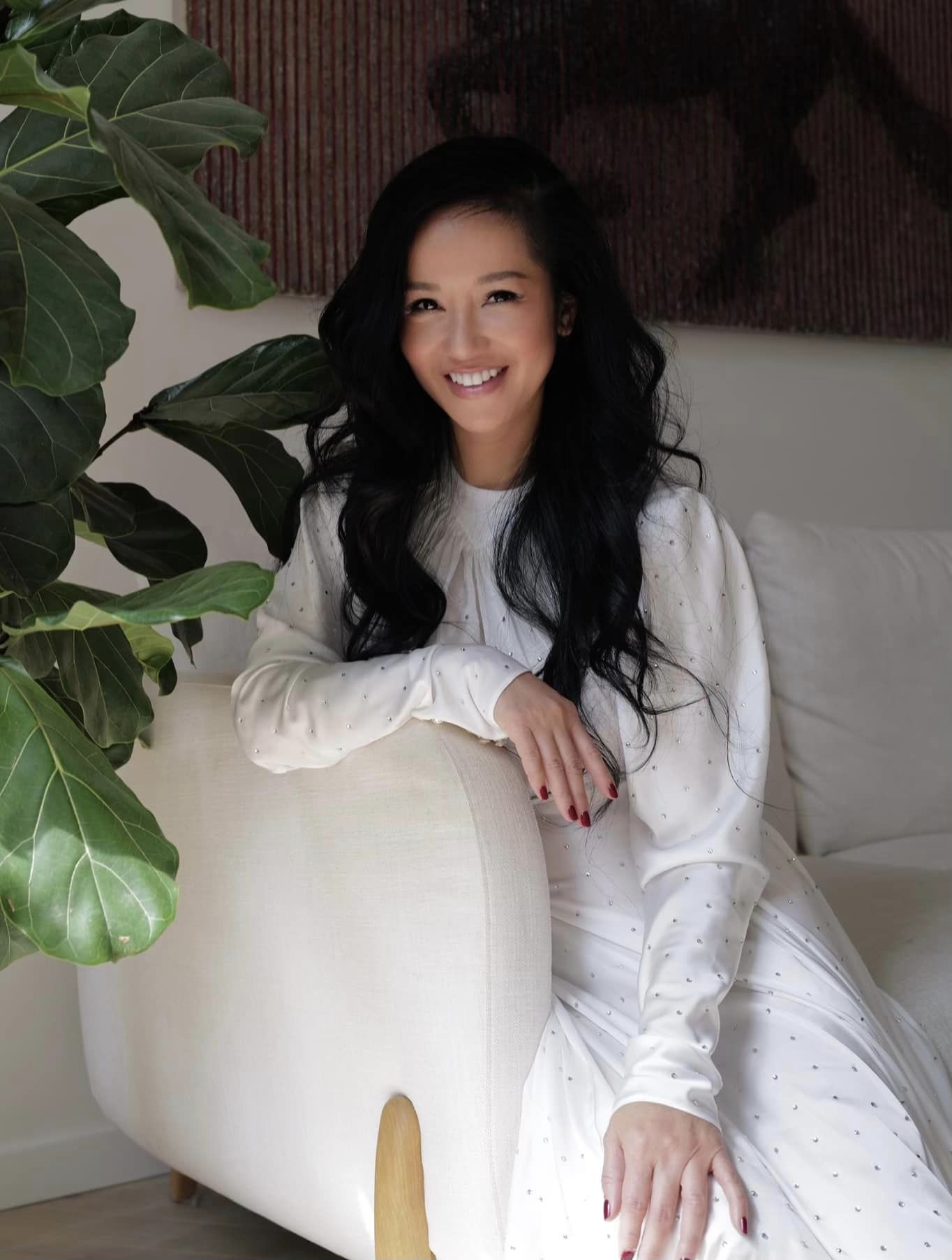 Diva Hồng Nhung lên tiếng về hành động gác chân lên bảng tên bài của Mỹ Tâm tại show 'Chị Đẹp đạp gió rẽ sóng' - ảnh 3