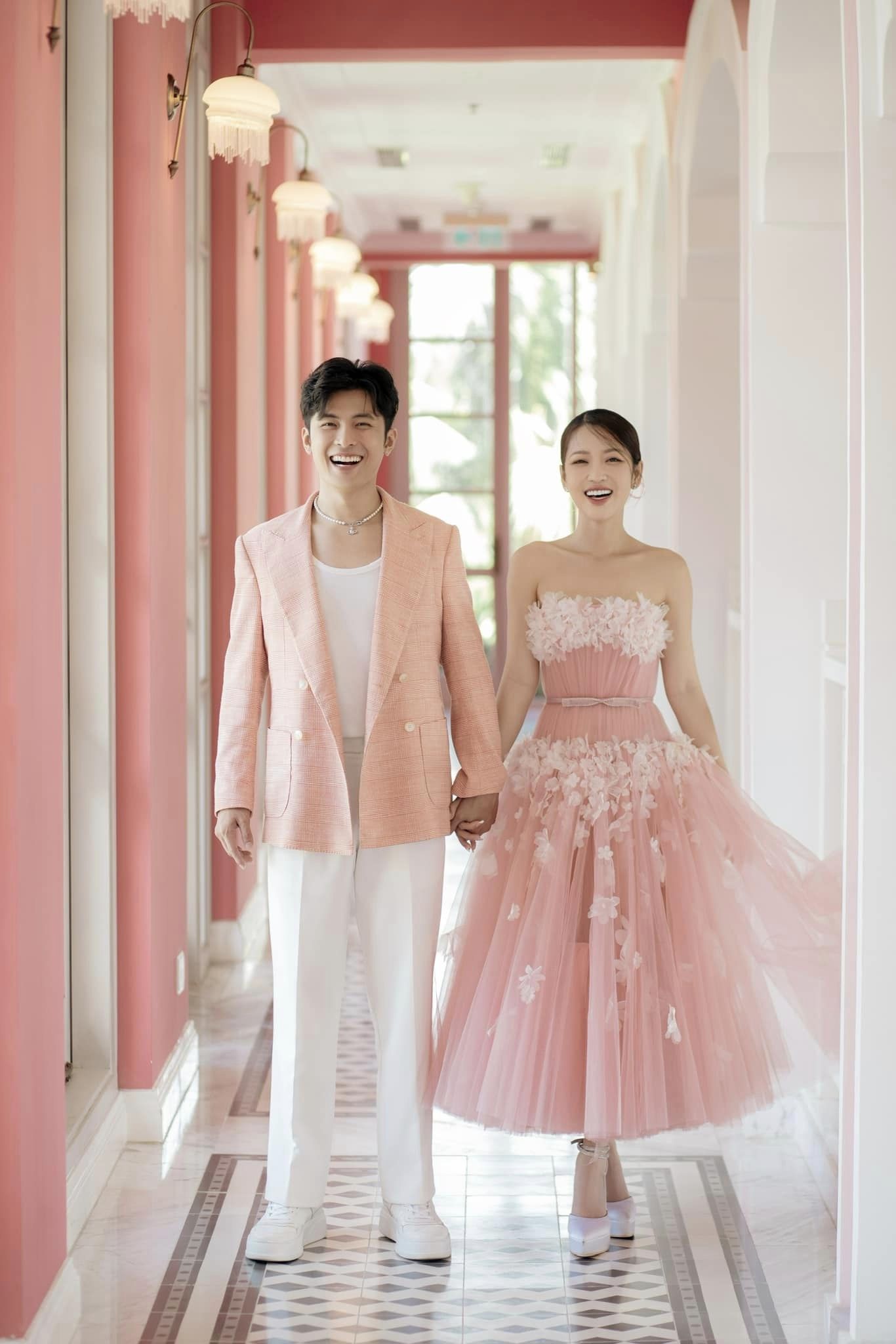 Puka và Gin Tuấn Kiệt nắm giữ kỷ lục cặp đôi sao Việt tổ chức nhiều lễ cưới nhất Vbiz năm 2023 - ảnh 7