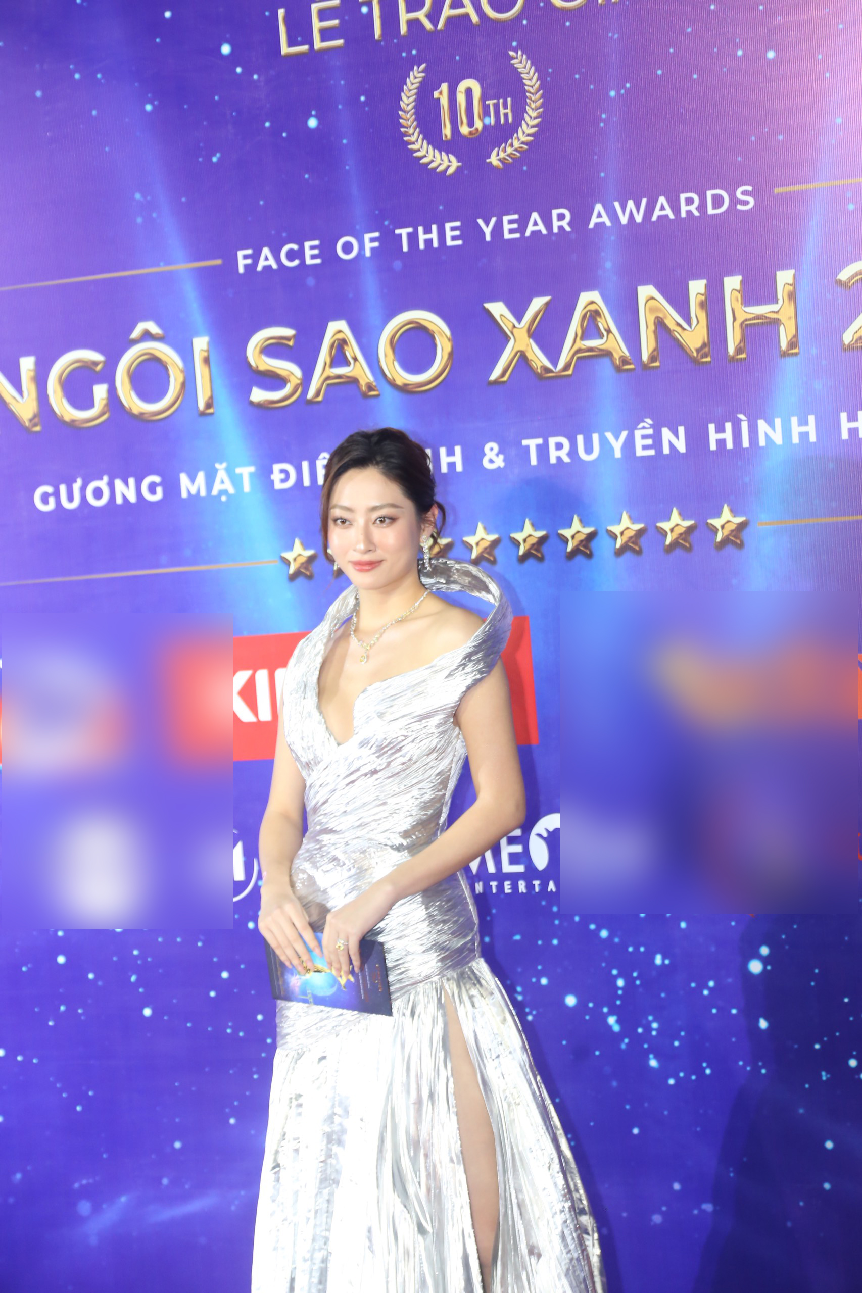 DJ Mie khoe nhan sắc như Hoa hậu, vợ một nam ca sĩ nổi tiếng lộ gương mặt khác lạ trên thảm đỏ - ảnh 4
