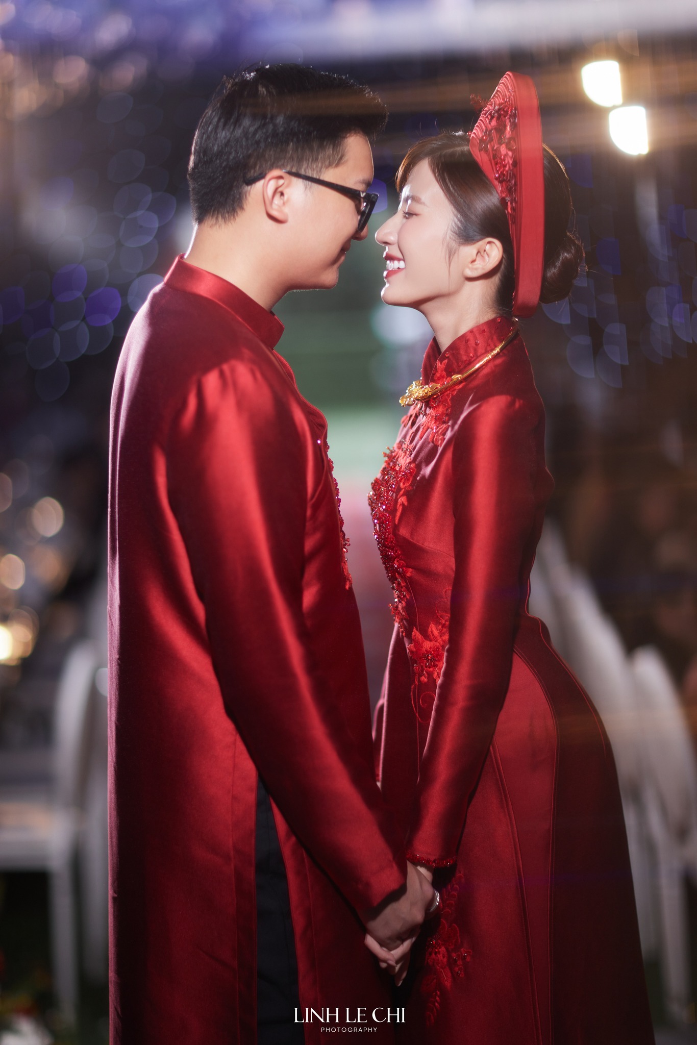 Lễ cưới ngập sắc đỏ của diễn viên Ngọc Huyền và cháu trai NSUT Chí Trung, cô dâu khóc nhận của hồi môn - ảnh 2