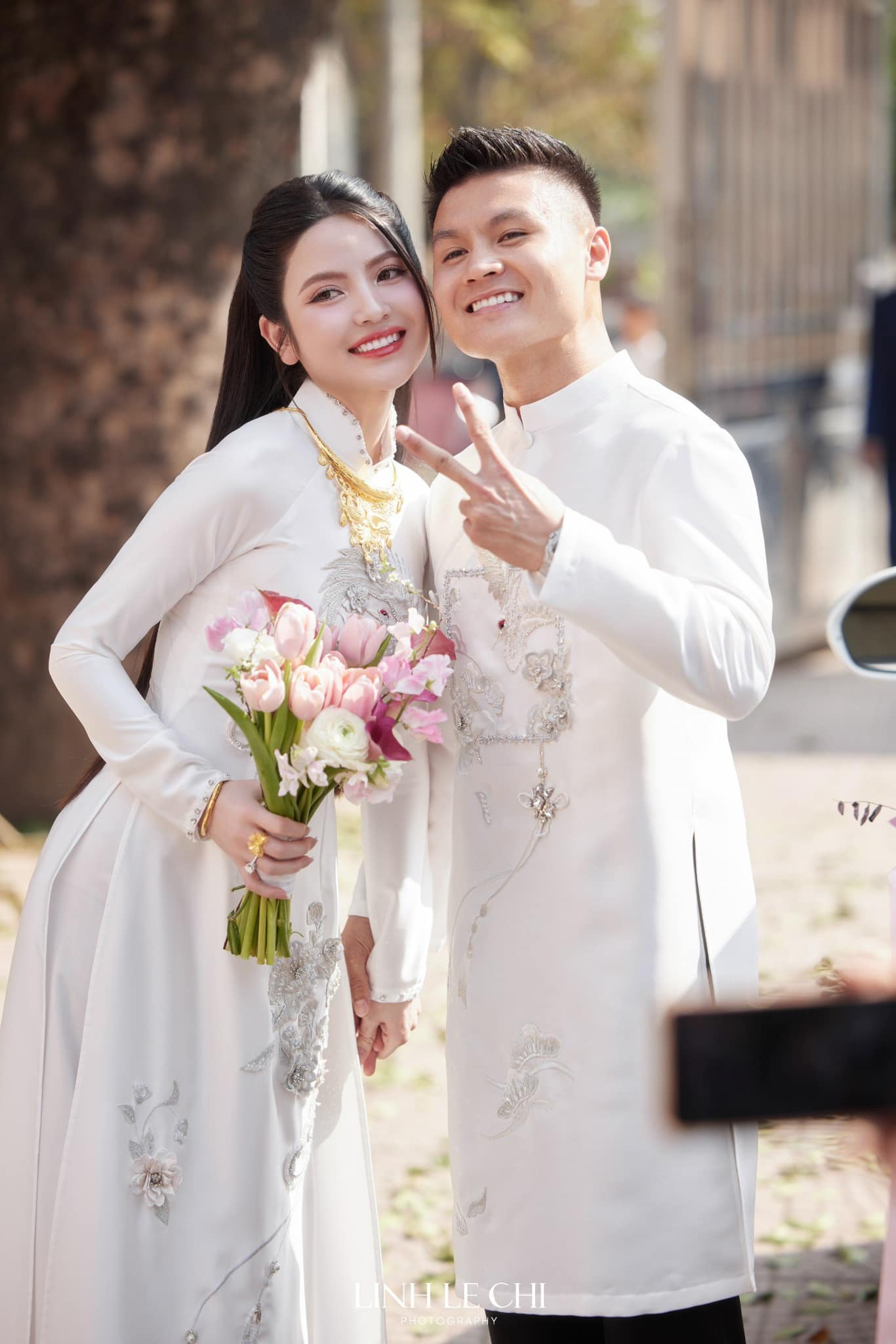 Quang Hải khoe đi đăng ký kết hôn với Chu Thanh Huyền, dàn cầu thủ vào “cảnh báo” chuyện lấy vợ cực hài hước - ảnh 4