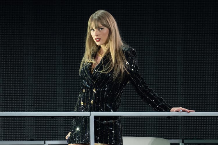 Taylor Swift đem lại giá trị kinh tế bao nhiêu cho Singapore với 6 đêm concert? - ảnh 2