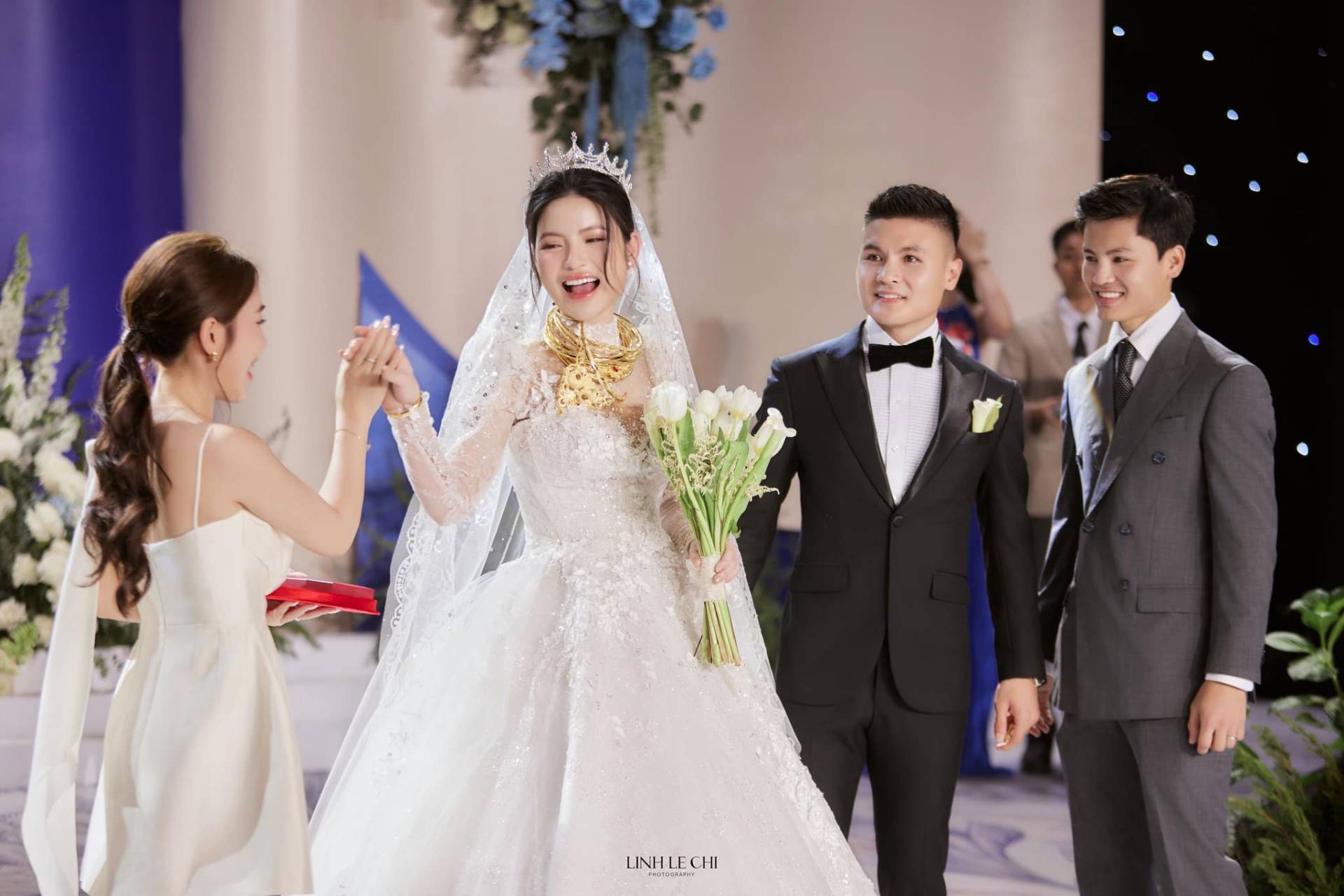 Chu Thanh Huyền 'flex' vàng cưới chất đống sau hôn lễ với Quang Hải, quá nhiều phải 'cầu cứu' chị dâu - ảnh 5