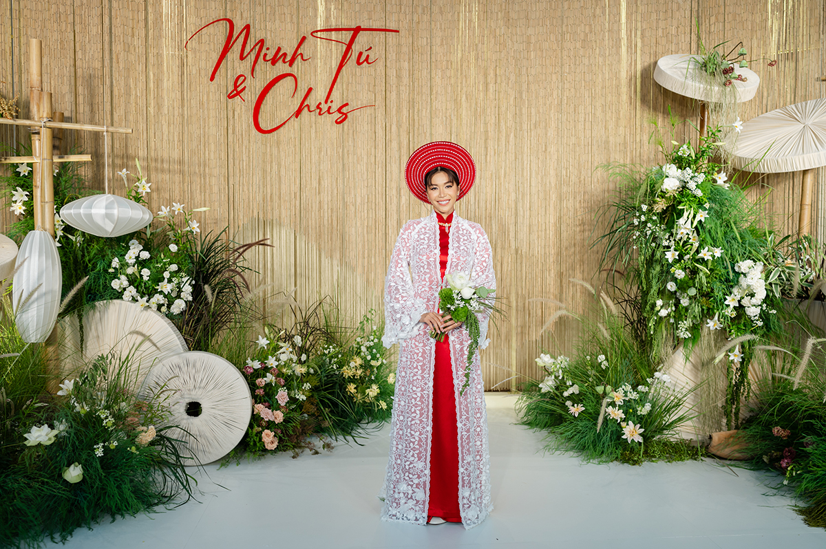 Dàn sao Việt diện đồ đen dự đám cưới Minh Tú, cô dâu mặc Áo dài đỏ lấy cảm hứng từ ba mẹ - ảnh 4
