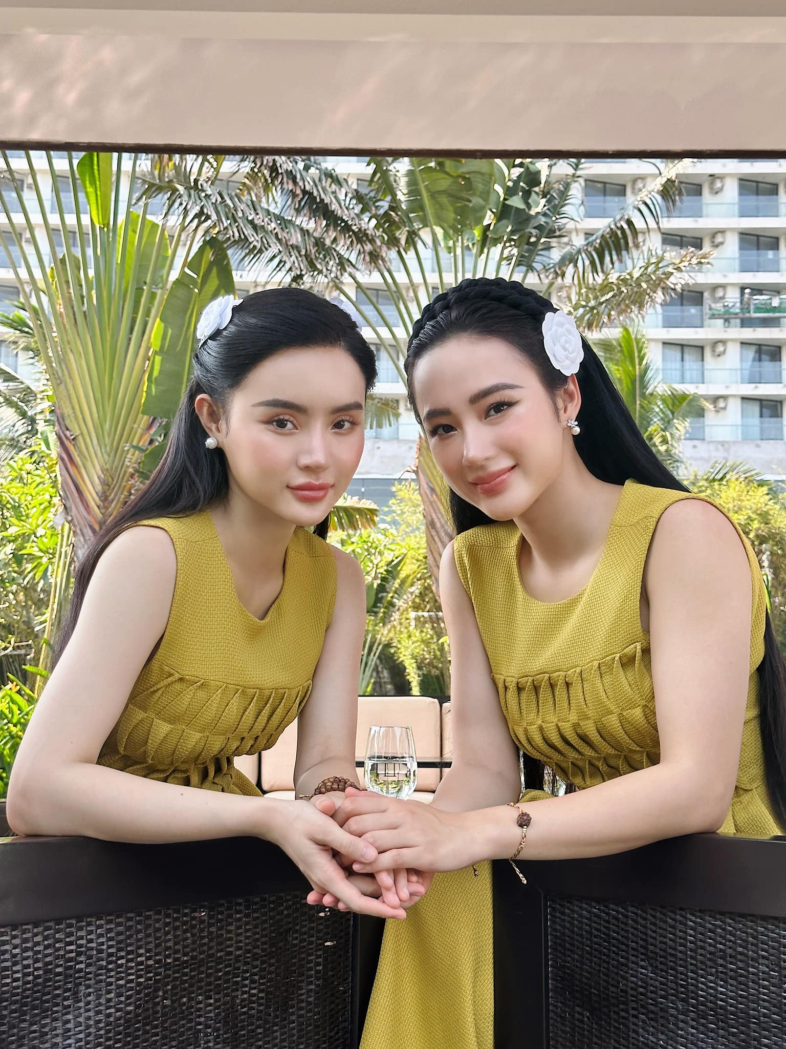 Em gái Angela Phương Trinh và Xoài Non đang cố 'tạo drama'? - ảnh 1