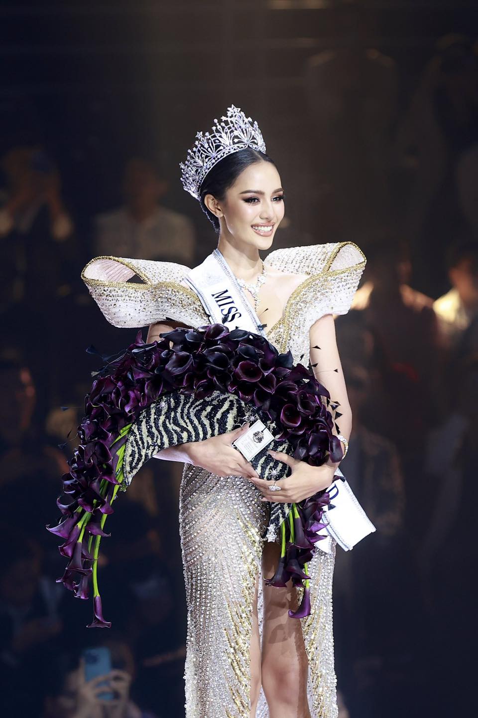 Nhan sắc của Opal Suchata - Miss Universe Thái Lan 2024, đối thủ đáng gờm của MUVN 2024 - ảnh 2
