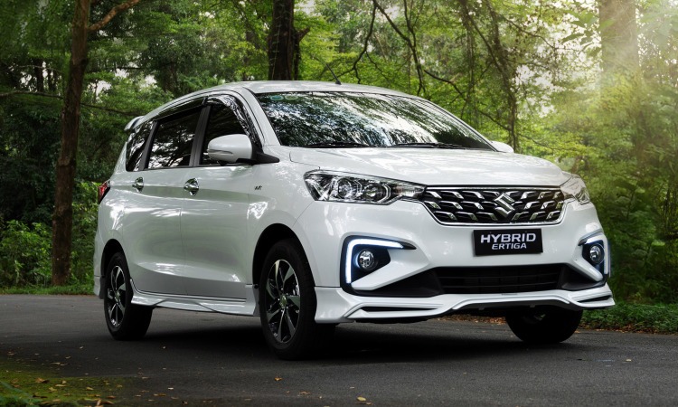 Suzuki Ertiga giảm giá sâu khiến Mitsubishi Xpander 'choáng váng'