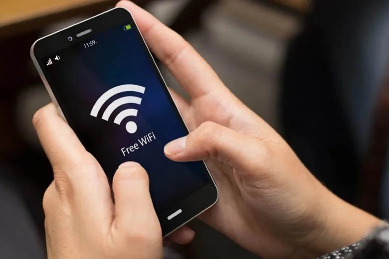 Không phải Wifi nào cũng cài đặt mật khẩu nên bạn có thể kết nối những Wifi không bảo mật ngay trên điện thoại