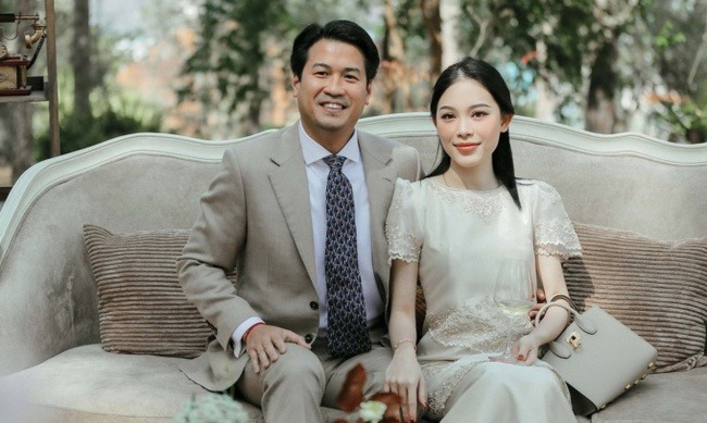Linh Rin bên cạnh chồng - doanh nhân Phillip Nguyễn