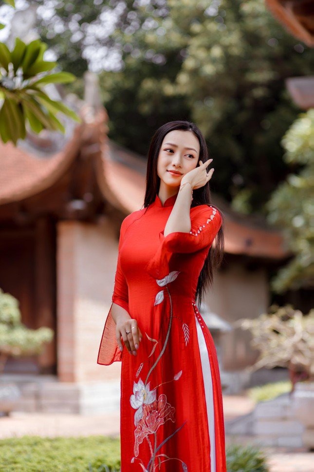 Mỹ nhân Nam Định từng hụt vương miện Hoa hậu vì bị tố gian lận, nay thành MC VTV đẹp như 'thần tiên tỉ tỉ' - ảnh 4