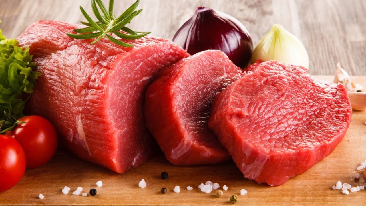 Thịt bò giả ăn vào có ảnh hưởng đến sức khỏe hay không? Làm thế nào để nhận biết thịt bò giả? - ảnh 1
