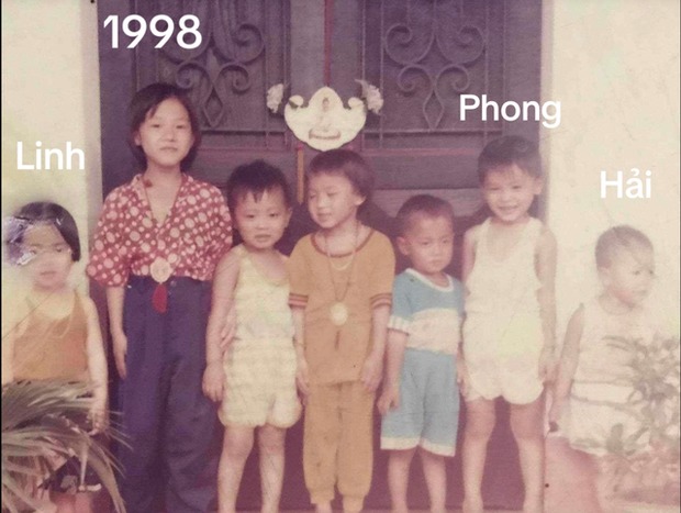 Bức ảnh Linh vô tình góp mặt vào khung ảnh với chồng tương lai - Quang Phong và Quang Hải vào 26 năm trước