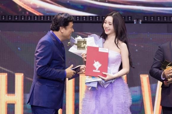 Quỳnh Kool xuất sắc giành được giải thưởng Nữ diễn viên chính xuất sắc tại lễ trao giải Cánh diều Vàng