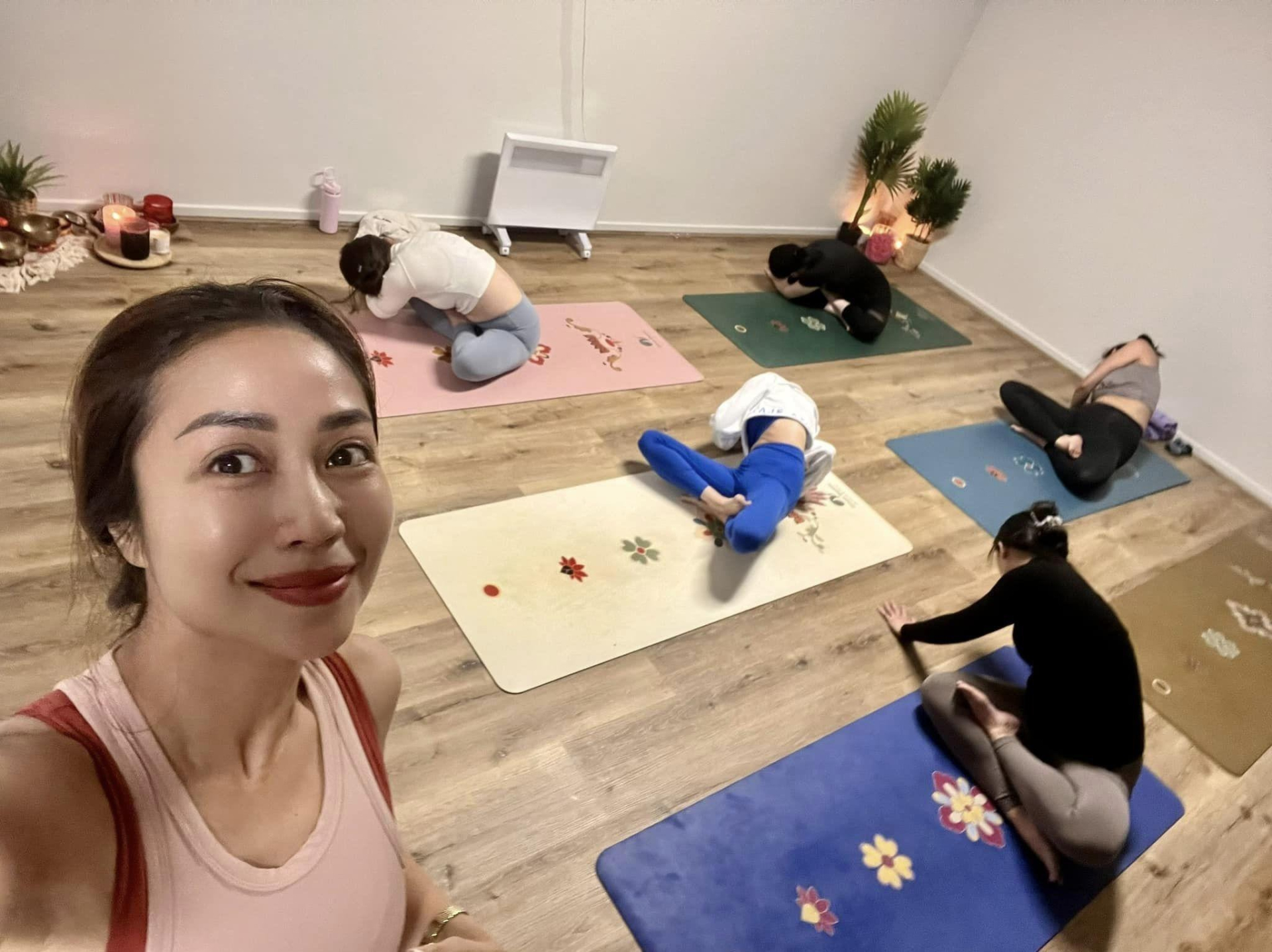 Tầng 1 được cô sử dụng để mở lớp dạy yoga