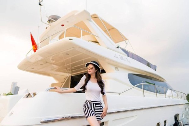 Nữ diễn viên sở hữu du thuyền 100 tỷ