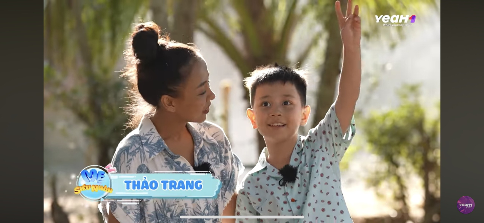 Thảo Trang và bé Alex