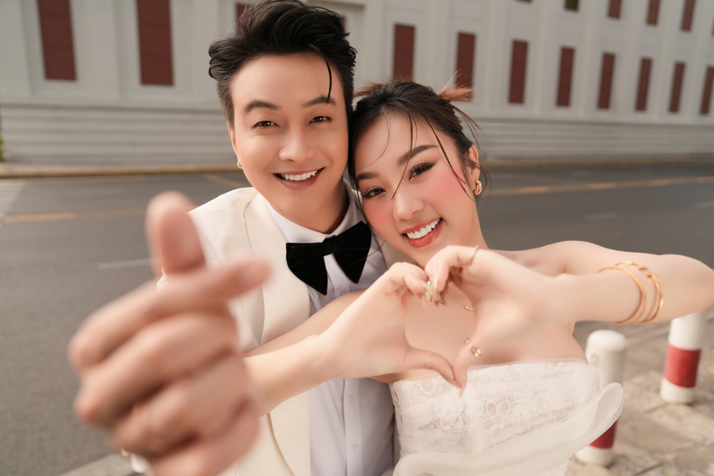Đám cưới TiTi và vợ là đề tài bàn tán của netizen suốt thời gian qua