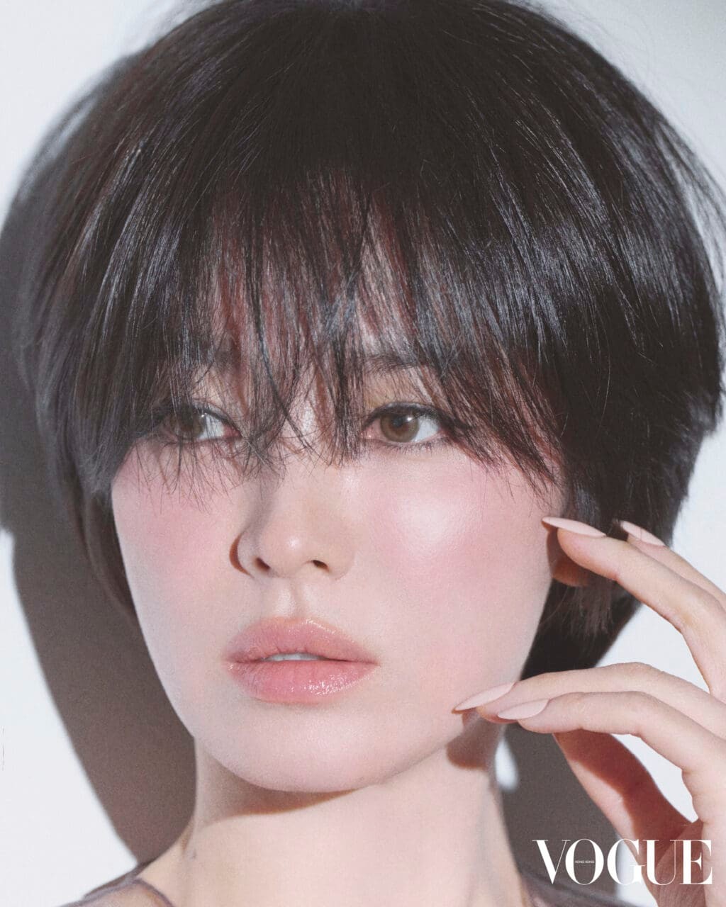 Ngoại hình mới của Song Hye Kyo: Một lần nữa khiến cả châu Á ngỡ ngàng - ảnh 9