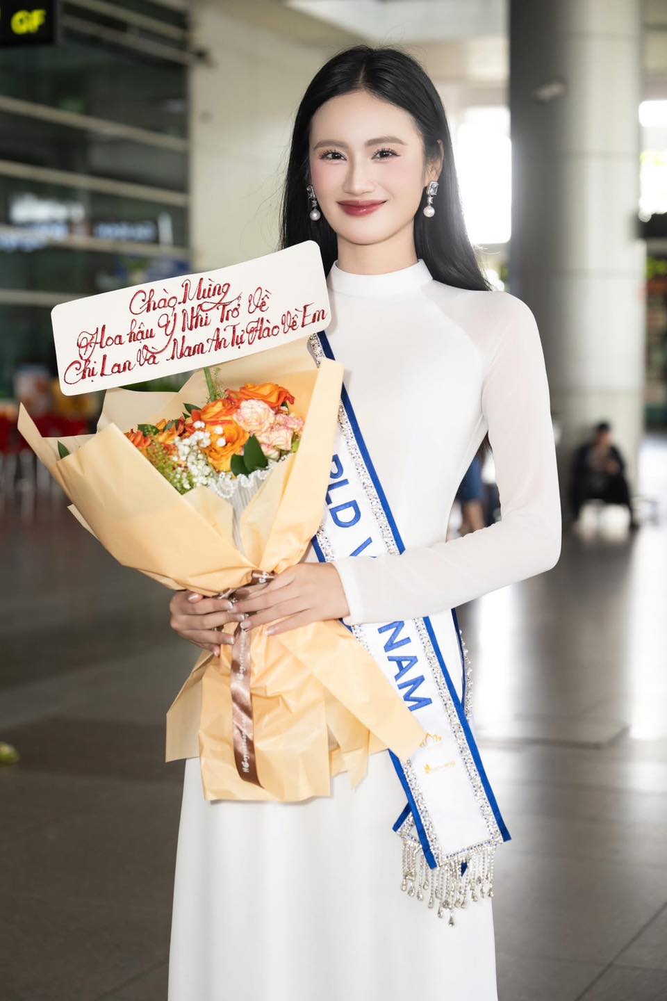 Động thái đầu tiên của Hoa hậu Ý Nhi trước tin đồn chia tay bạn trai - ảnh 3