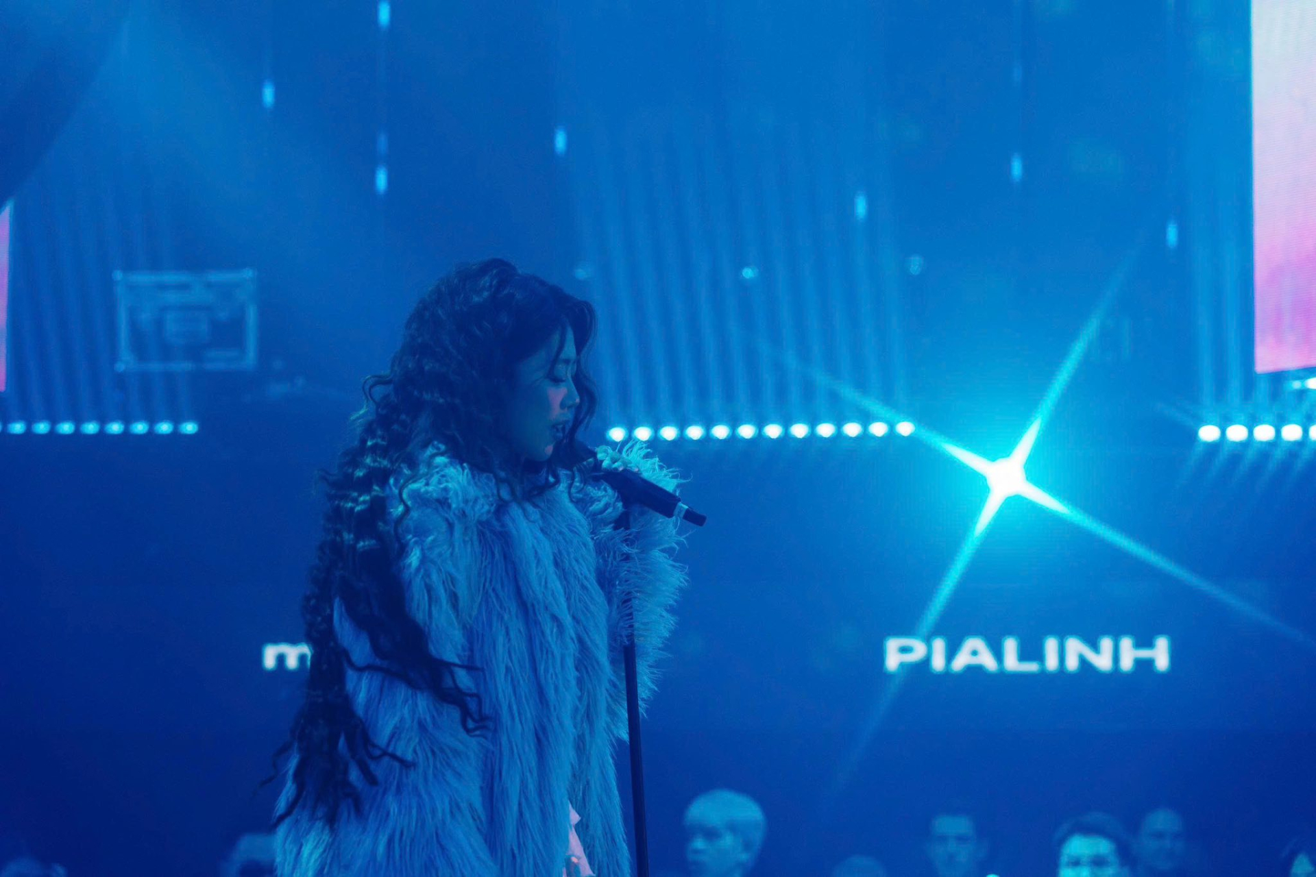 PiaLinh “đánh úp” ca khúc hoàn toàn mới tại showcase quy tụ hàng loạt nghệ sĩ Gen Z đình đám - ảnh 4