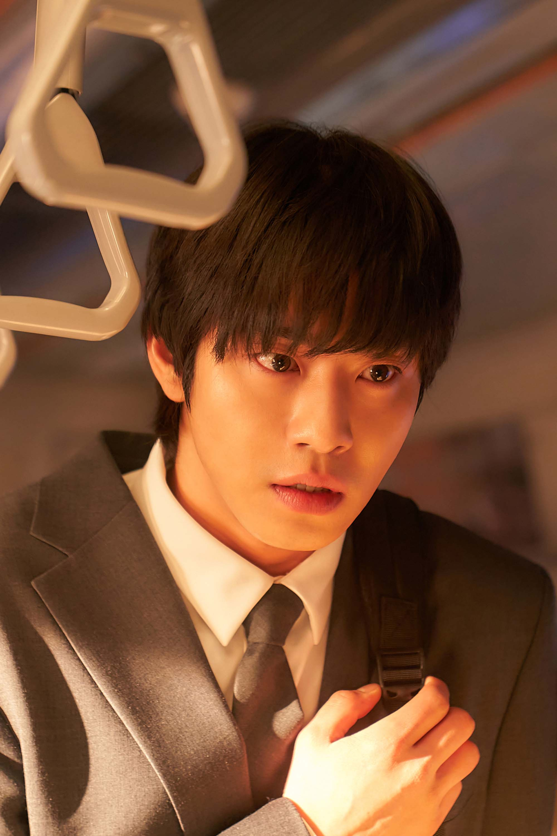 Lee Min-ho tái xuất màn ảnh rộng, giữ phong độ nam vương màn ảnh với ngưỡng u40 - ảnh 1