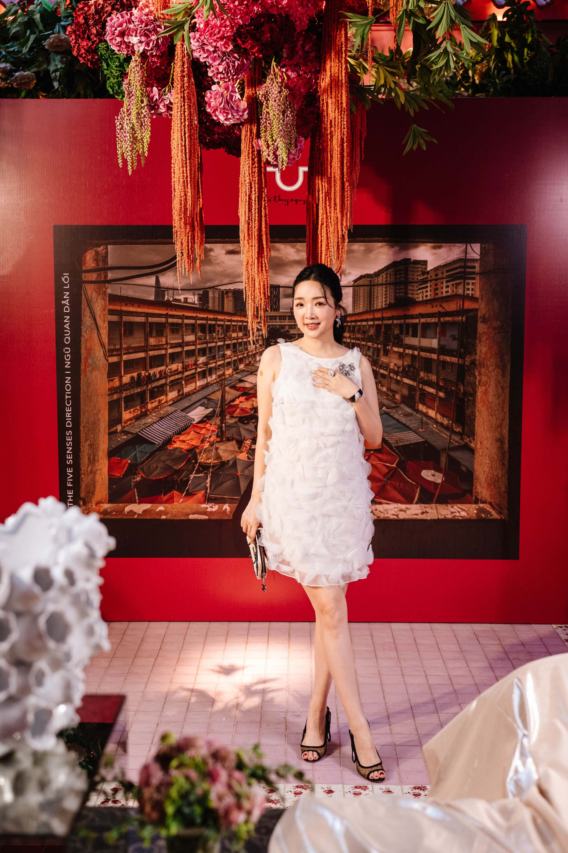 Naomi Thủy Nguyễn đánh thức Sài Gòn qua triển lãm “Tui – Sắc Màu Cuộc Sống” - ảnh 1