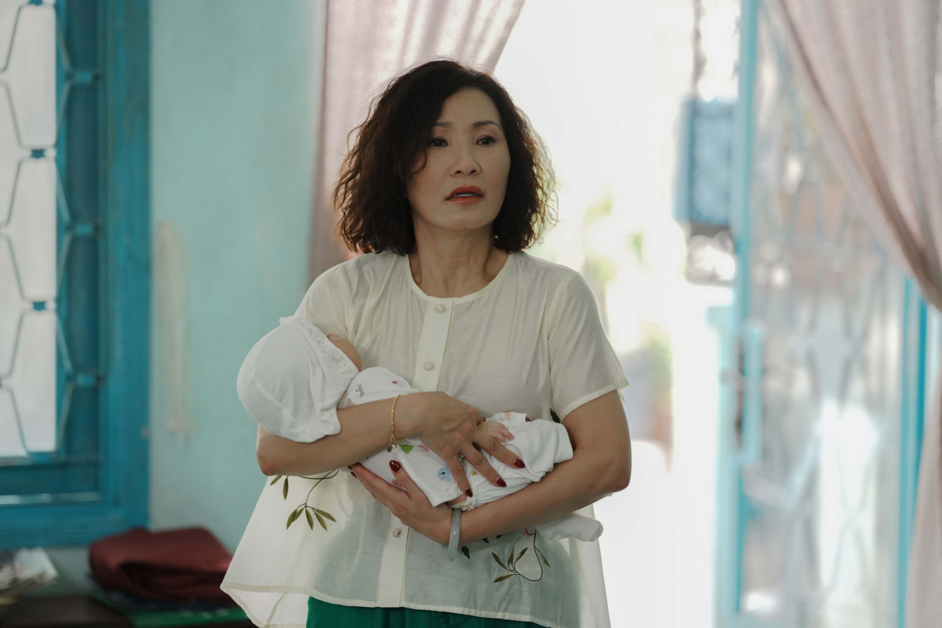 “Cục Vàng Của Ngoại” – Khương Ngọc đưa Việt Hương, Hồng Đào và Lê Khánh trở lại trong hành trình ký ức gia đình - ảnh 1