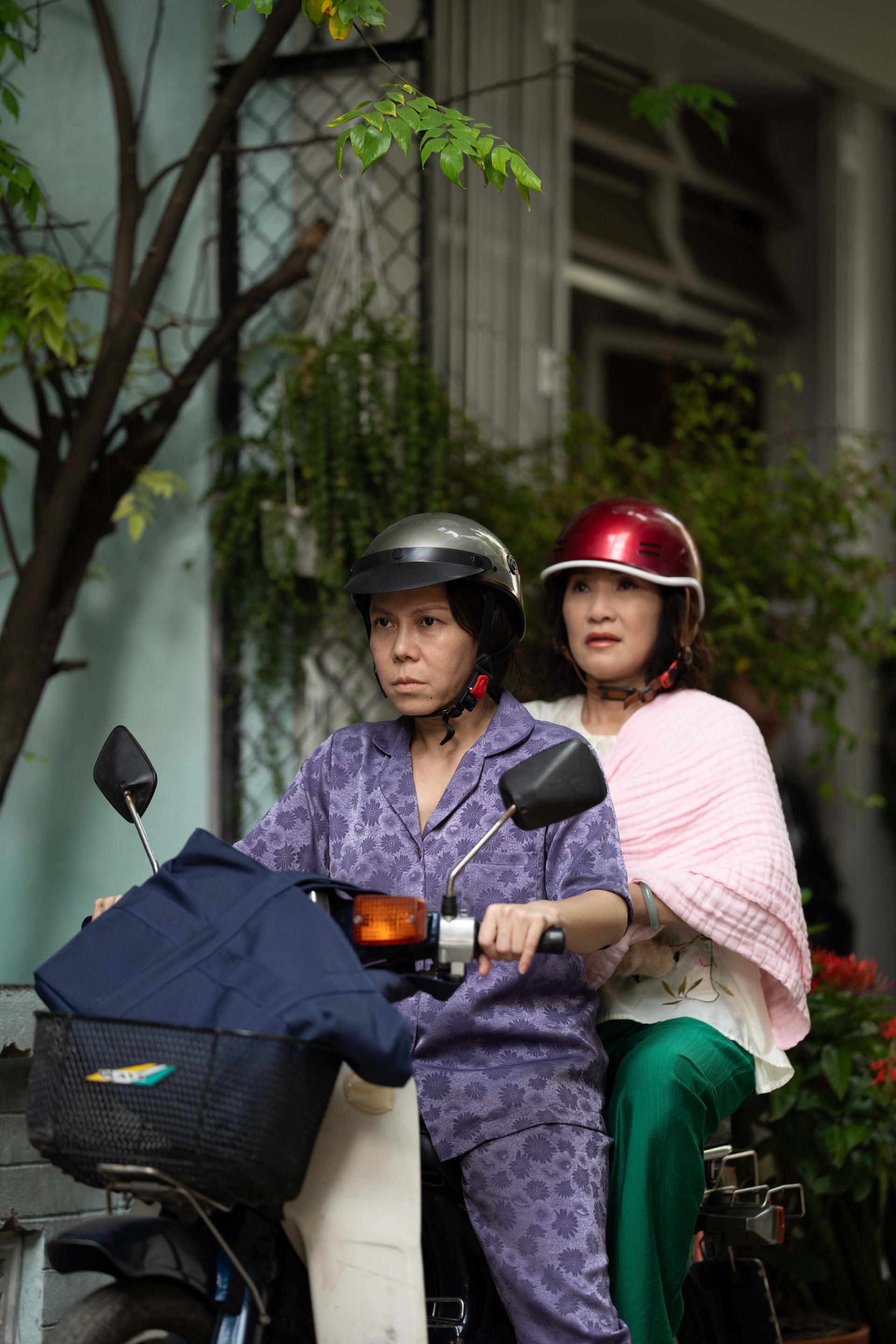 “Cục Vàng Của Ngoại” – Khương Ngọc đưa Việt Hương, Hồng Đào và Lê Khánh trở lại trong hành trình ký ức gia đình - ảnh 2