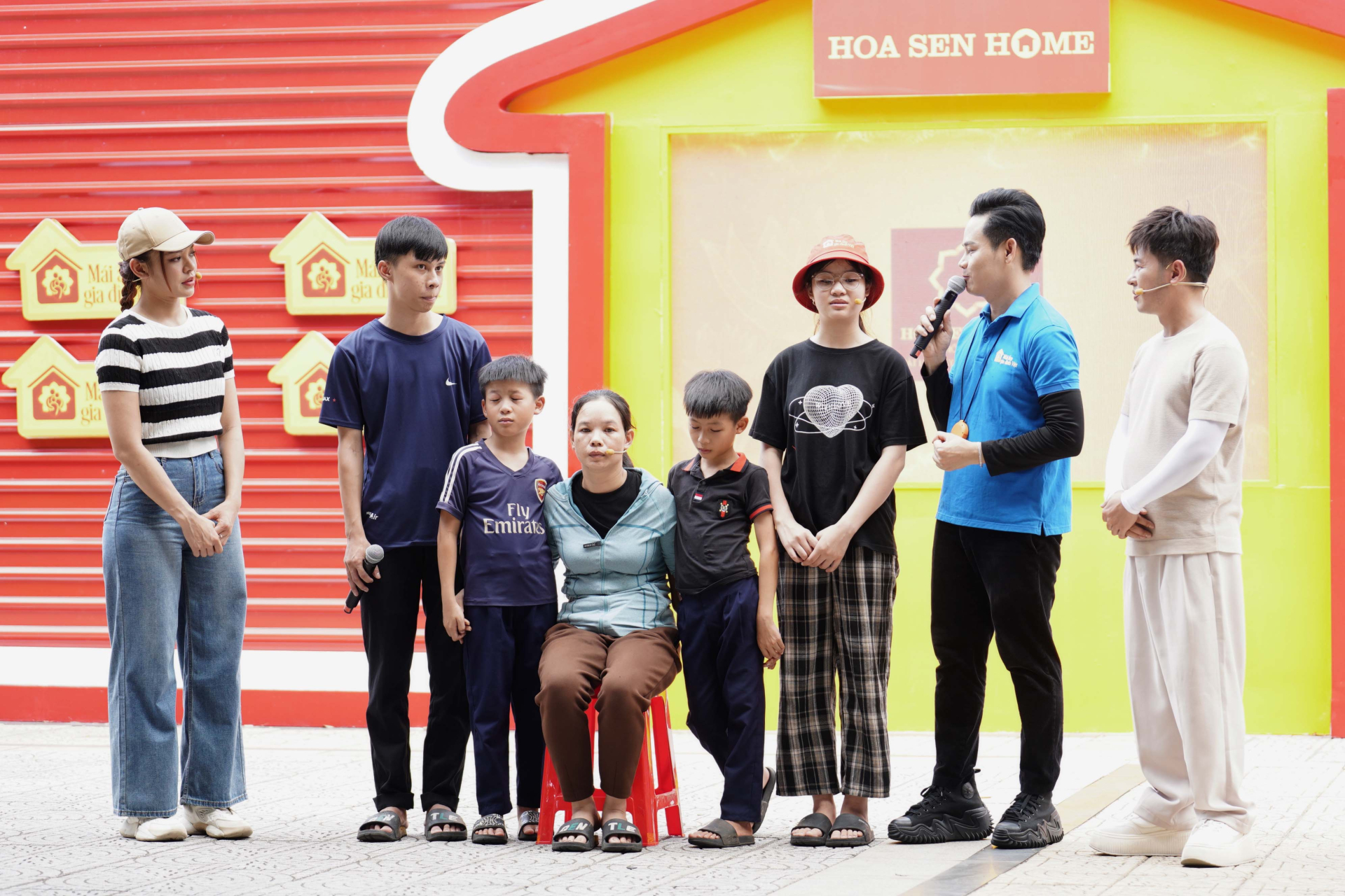 1–Gia đình em ÁI DUYÊN (3)_1