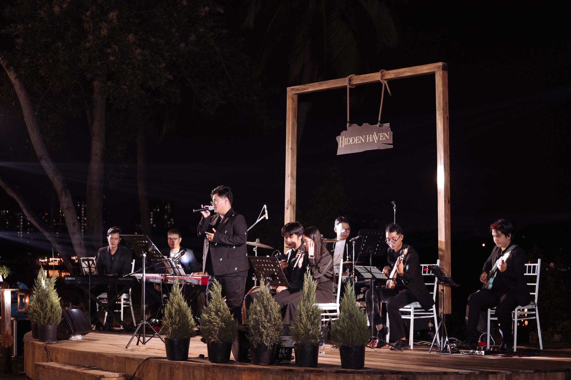 “The Touch” của Thảo Trần – khi âm nhạc chọn chạm vào cảm xúc thay vì ồn ào - ảnh 4