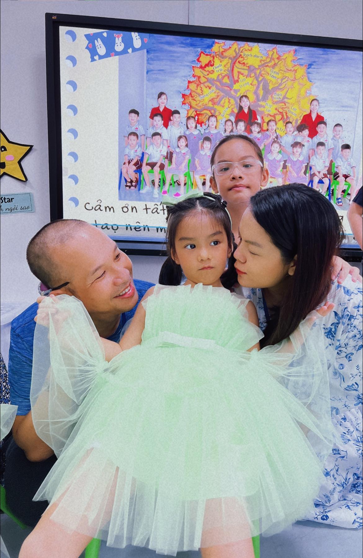 Phạm Quỳnh Anh khoe nhan sắc rạng rỡ hậu sinh con thứ 3, tiết lộ mối quan hệ hoà thuận với chồng cũ Quang Huy