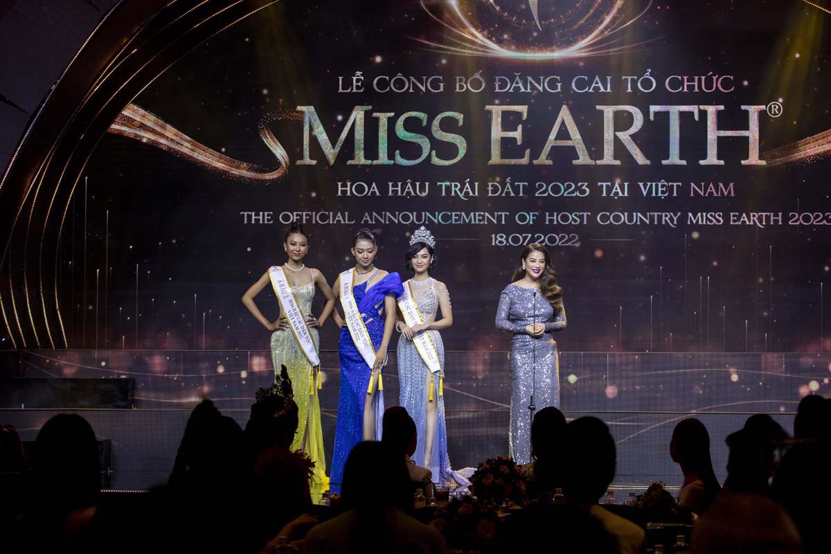 Top 3 hồi hộp chờ đợi thời khắc công bố tên người đẹp đại diện Việt Nam