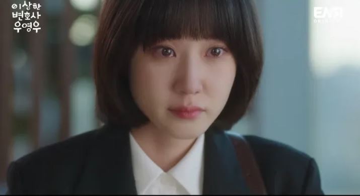 Đôi chính trong 'Nữ luật sư kỳ lạ Woo Young Woo' chia tay gần tập cuối, khán giả lo sợ về một kết thúc buồn? - ảnh 5