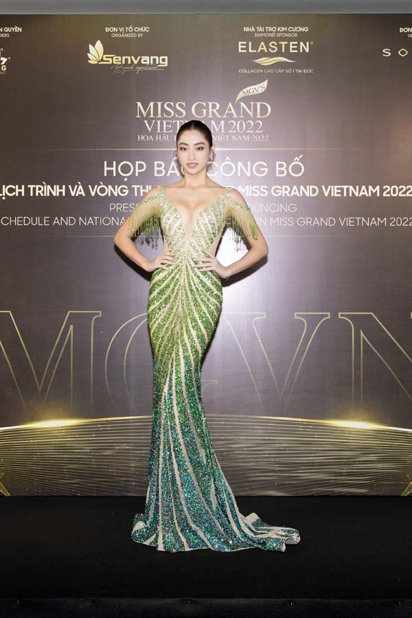 Miss World Việt Nam 2019 - Lương Thùy Linh trong thiết kế màu xanh lá