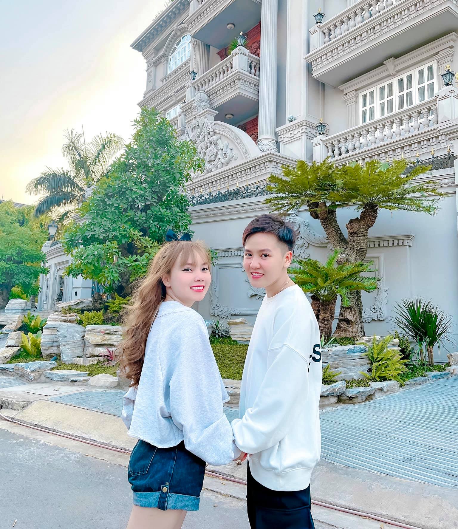 Bi Bảo và Múi Xù là cặp đôi nổi tiếng trong cộng đồng LGBT Việt Nam