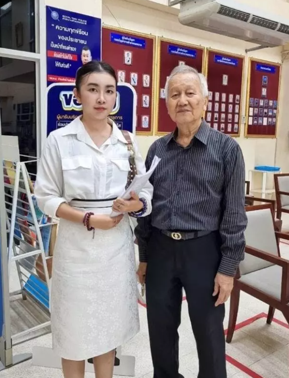 Ông Thitapa - giám đốc điều hành Hong Thong Lottery Office tuyên bố không chấp nhận bất kỳ lời xin lỗi nào và sẽ truy tố vụ kiện đến cùng 