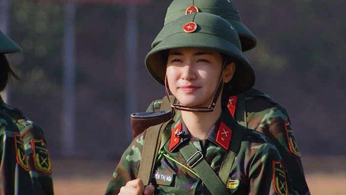 Từng muốn trở thành quân nhân, Hòa Minzy phải từ bỏ ước mơ vì con trai - ảnh 3