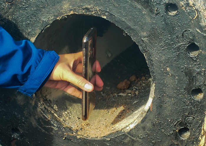 Ống bê tông mà Hạo Nam rơi xuống chỉ có đường kính 25 cm