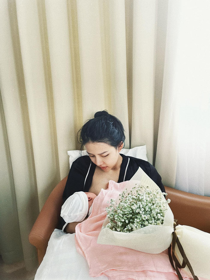 Hé lộ hình ảnh đầu tiên của con gái Phan Mạnh Quỳnh, kể chuyện lần đầu sinh nở 'dở khóc dở cười' - ảnh 5