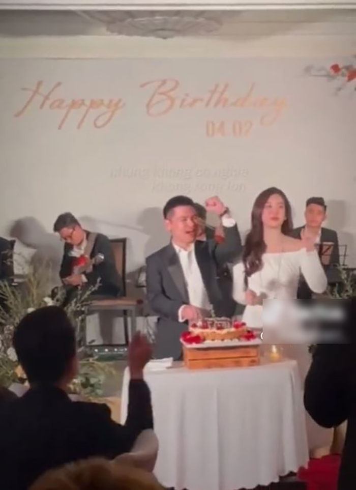 Rộ clip vòng 2 lùm xùm của Đỗ Mỹ Linh trong tiệc sinh nhật chồng thiếu gia, netizen rần rần chúc mừng - ảnh 7