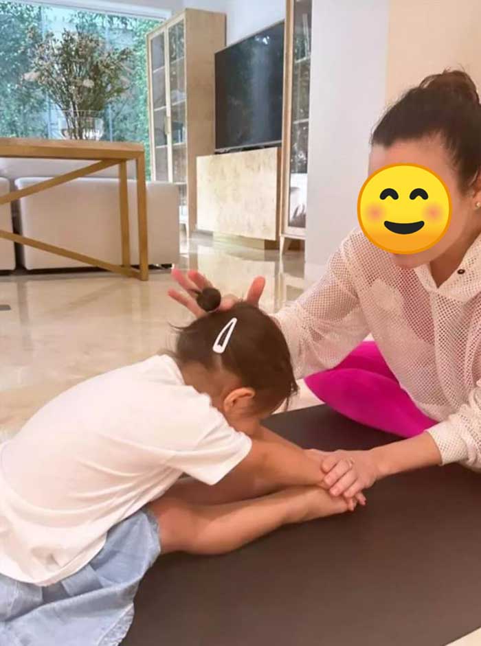 Hồ Ngọc Hà khoe con gái Lisa mới 2 tuổi đã uốn dẻo yoga cực kỳ thành thục