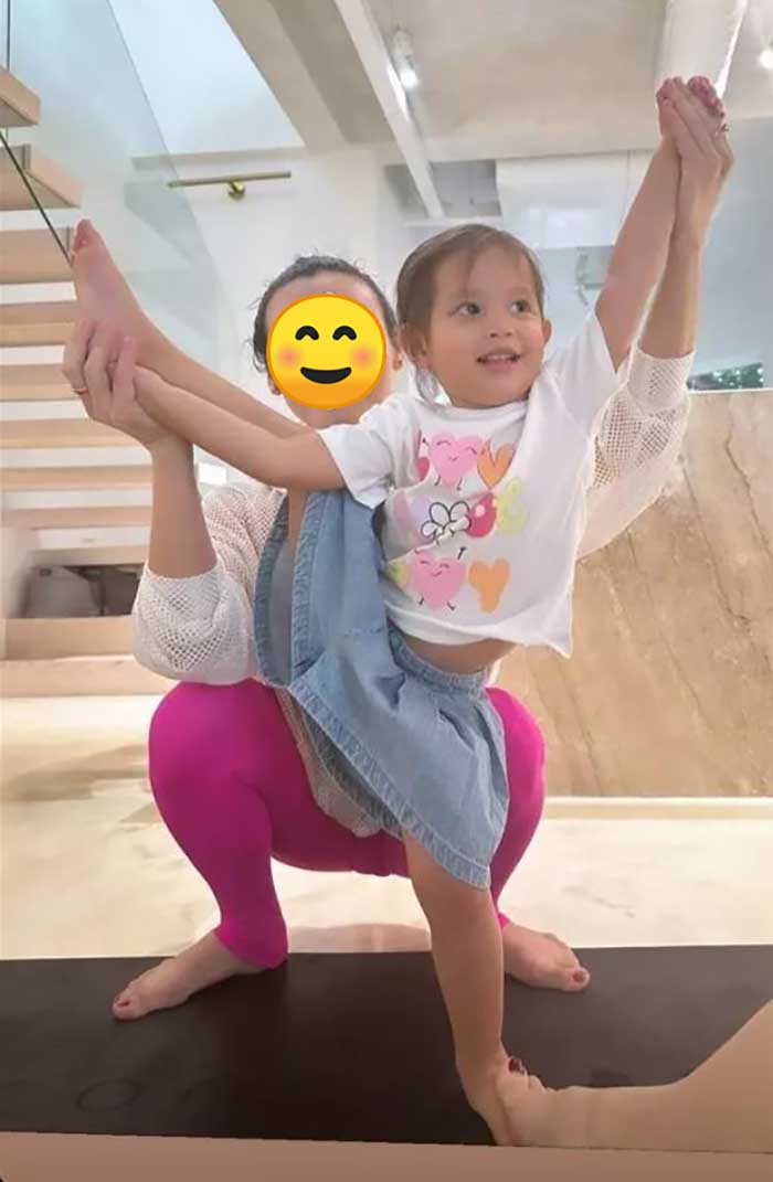 Ái nữ của Hồ Ngọc Hà mới 2 tuổi đã tập yoga uốn dẻo thành thục, có tương lai nối nghiệp mẹ - ảnh 3
