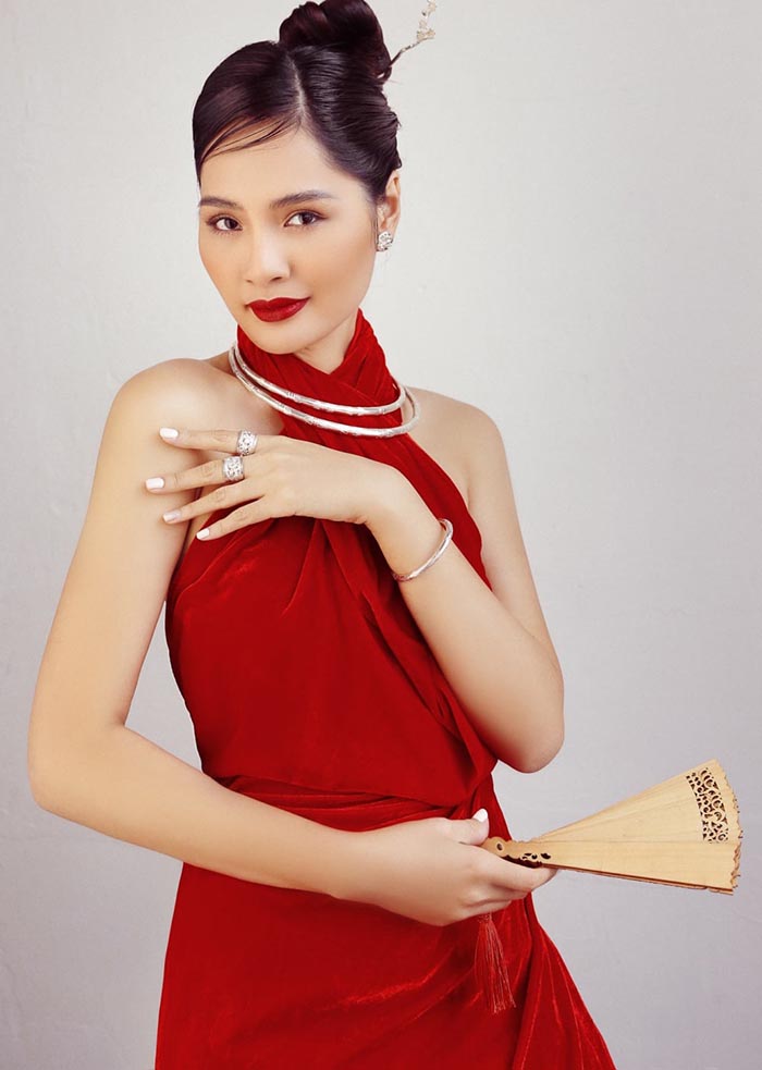 Hương Giang từng lập nhiều thành tích 'khủng' cho Việt Nam tại Miss World 2009