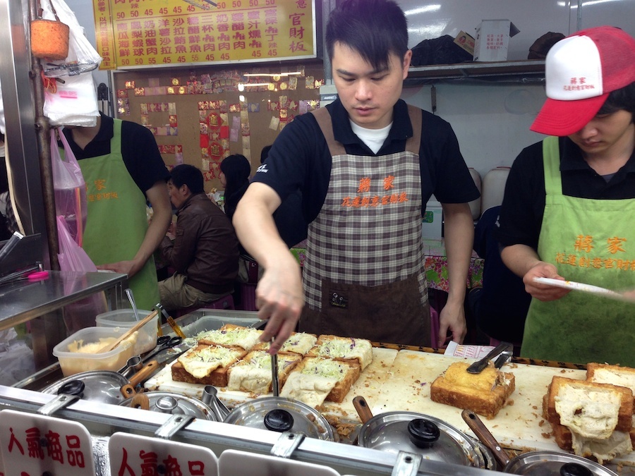 Độc lạ món bánh mì nức tiếng ai cũng mê của Đài Loan, hình thức lại không khác gì cỗ quan tài - ảnh 3
