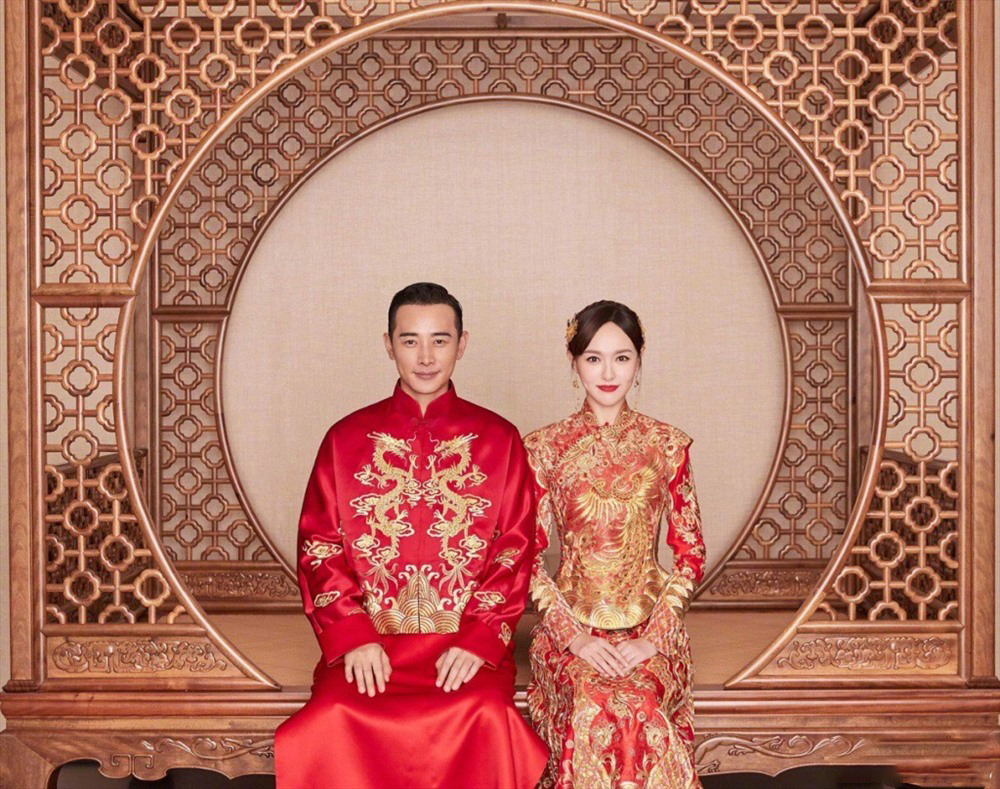 Hiện, cô đã kết hôn với nam diễn viên La Tấn