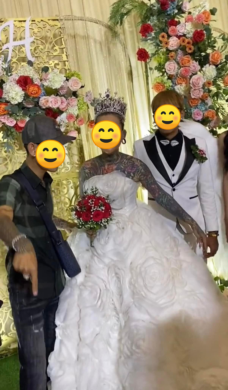 Độc lạ: Cô dâu xăm kín cổ kết hôn với chú rể 'hiền queo', netizen nói 'bà hàng xóm tới công chuyện' - ảnh 3