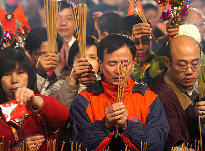 Số lượng khách hành hương đến các ngôi chùa ở Trung Quốc tăng mạnh sau khi nới lỏng giãn cách đại dịch