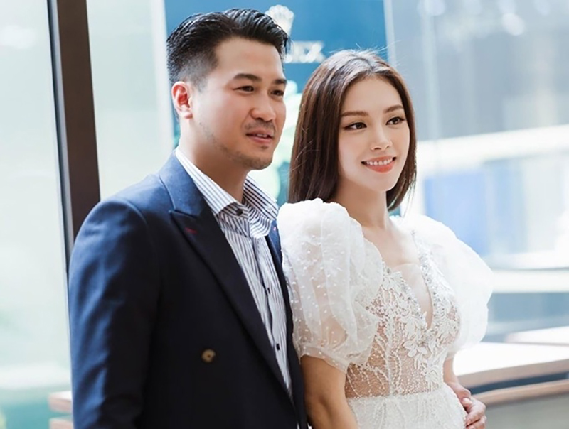 Linh Rin và Phillip Nguyễn hẹn hò nhiều năm trước khi quyết định kết hôn